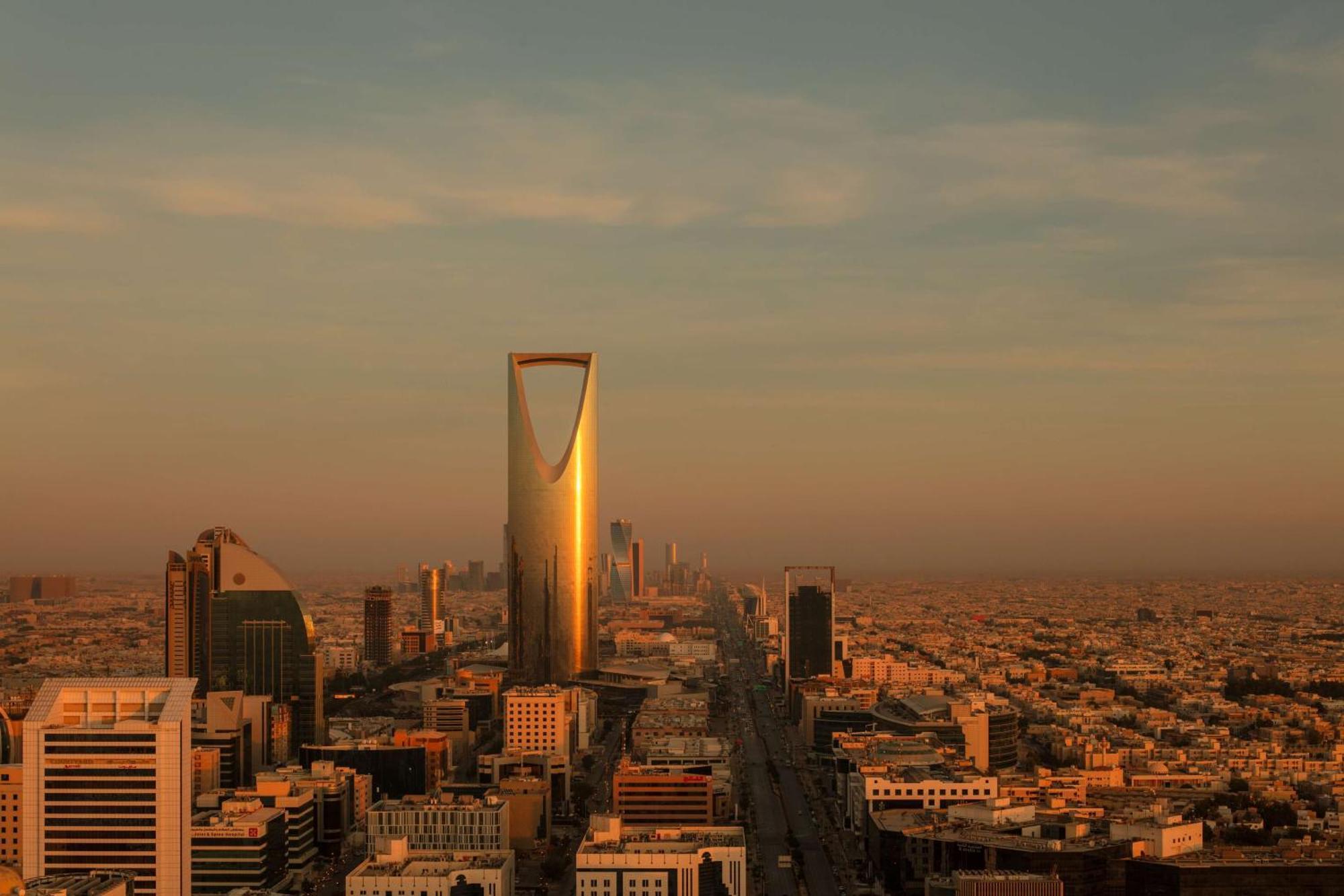 حياة ريجنسي العليا 5*